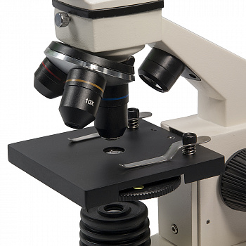 Микроскоп школьный Эврика 40х-400х в кейсе (фуксия)