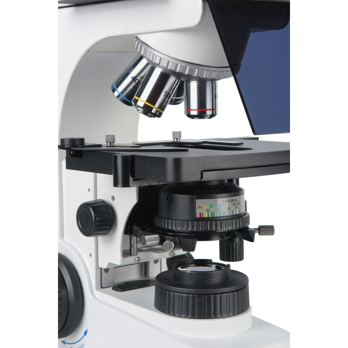 Микроскоп Микромед 3 (вариант ЛЮМ 2 LED) тринокулярный