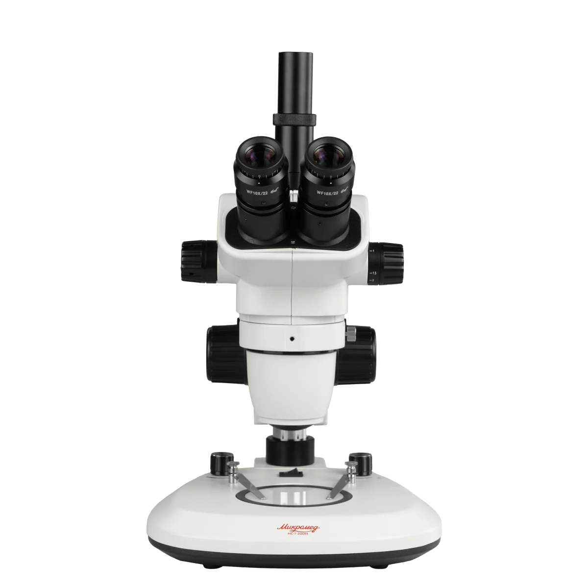 Вид спереди.