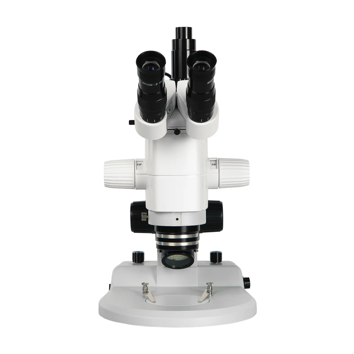 Вид спереди.