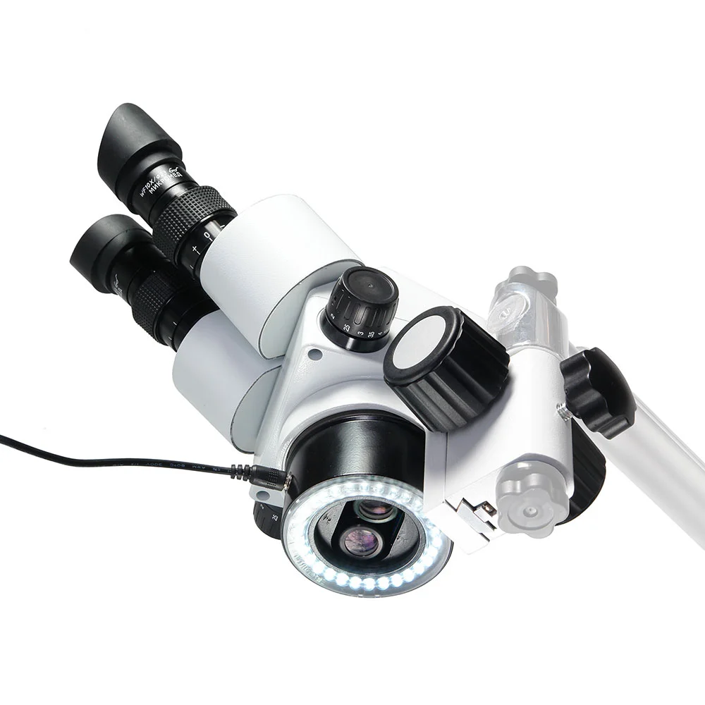 Оптическая головка с блоком объективов и кольцевым осветителем.